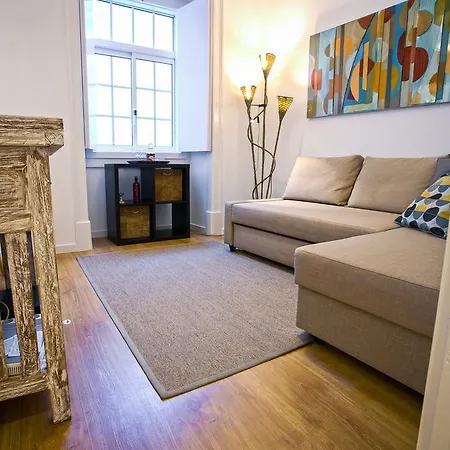 恩特雷里奥斯卡尔穆特林达德公寓 *