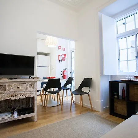 恩特雷里奥斯卡尔穆特林达德公寓