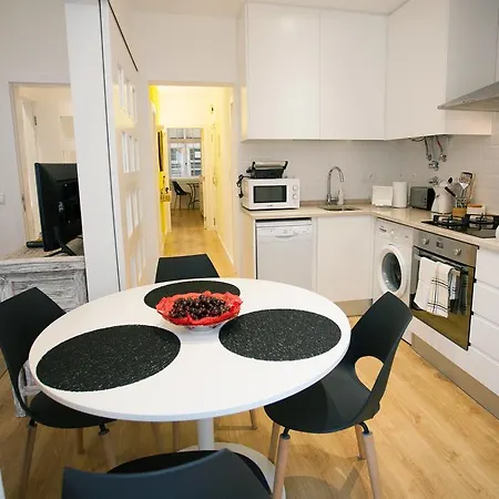 Apartmán Entre O Carmo E A Trindade Lisboa