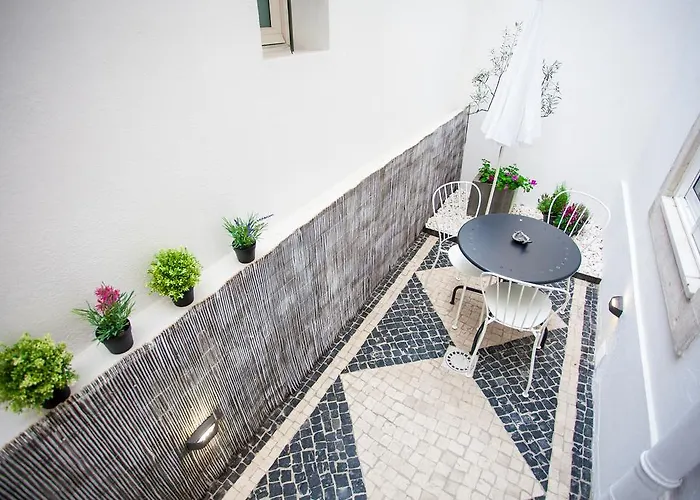 恩特雷里奥斯卡尔穆特林达德公寓 *