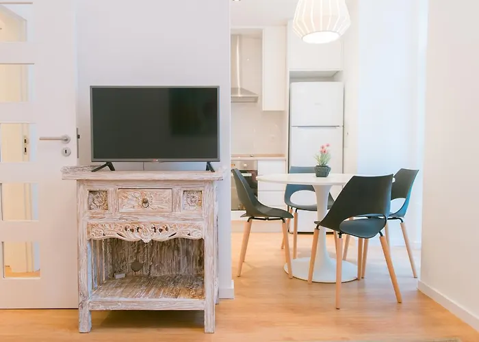 恩特雷里奥斯卡尔穆特林达德公寓 公寓 Lisboa